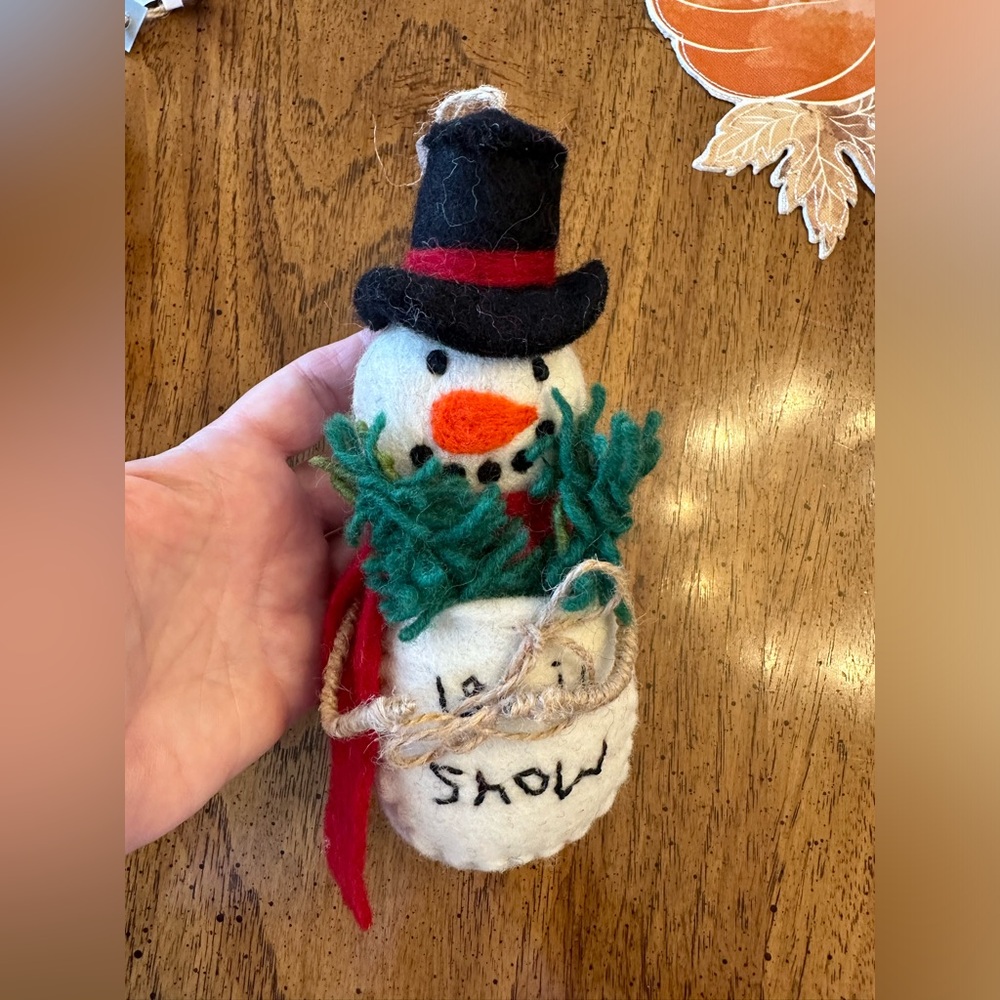 Pottery Barn NWT 8 in felt Let it Snow Snowman Christmas ornament
